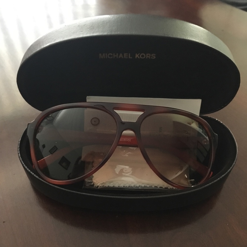 Michael Kors bnwt unisex sunglasses